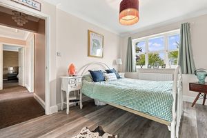 BROMLEY ROAD- click for photo gallery